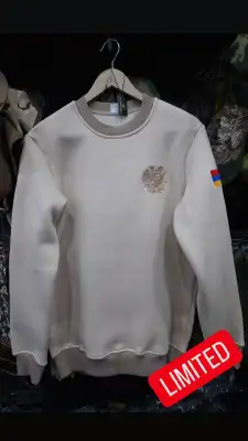Սվիտեր Բեժ / ՀՀ Գերբ